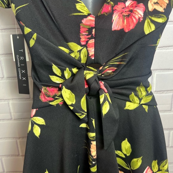 TRIXXI Black and Pink Fit and Flare Mini Dress with Bateau Neckline/size S - Picture 3 of 14